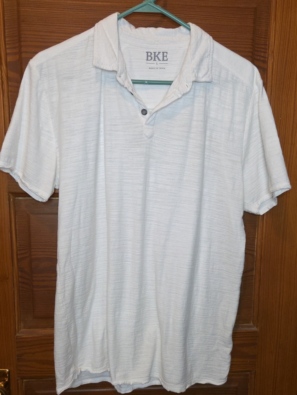 BKE Men's White Short-Sleeve Polo with Subtle Texture